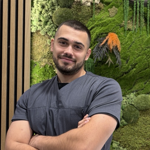 Dr. Trifon Nikolov
